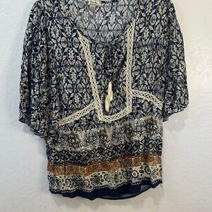 Unity women’s plus size 1X multi Navy Floral Peasant Blouse Tassel boho prairie